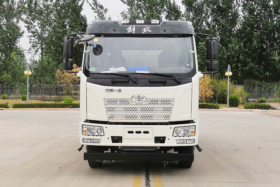 10方绿化喷洒车YYD5180GPSC6（正前）