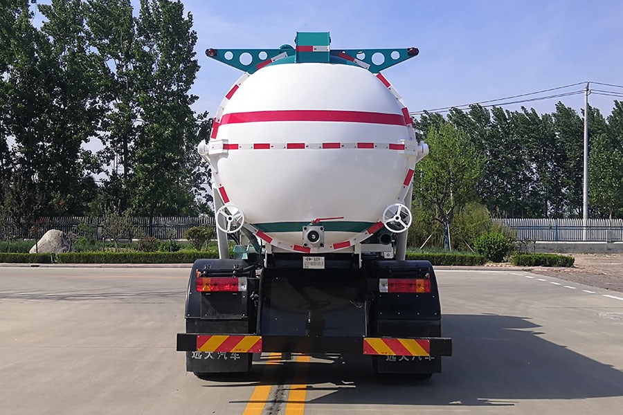 YYD5180GXWC6多功能吸污车